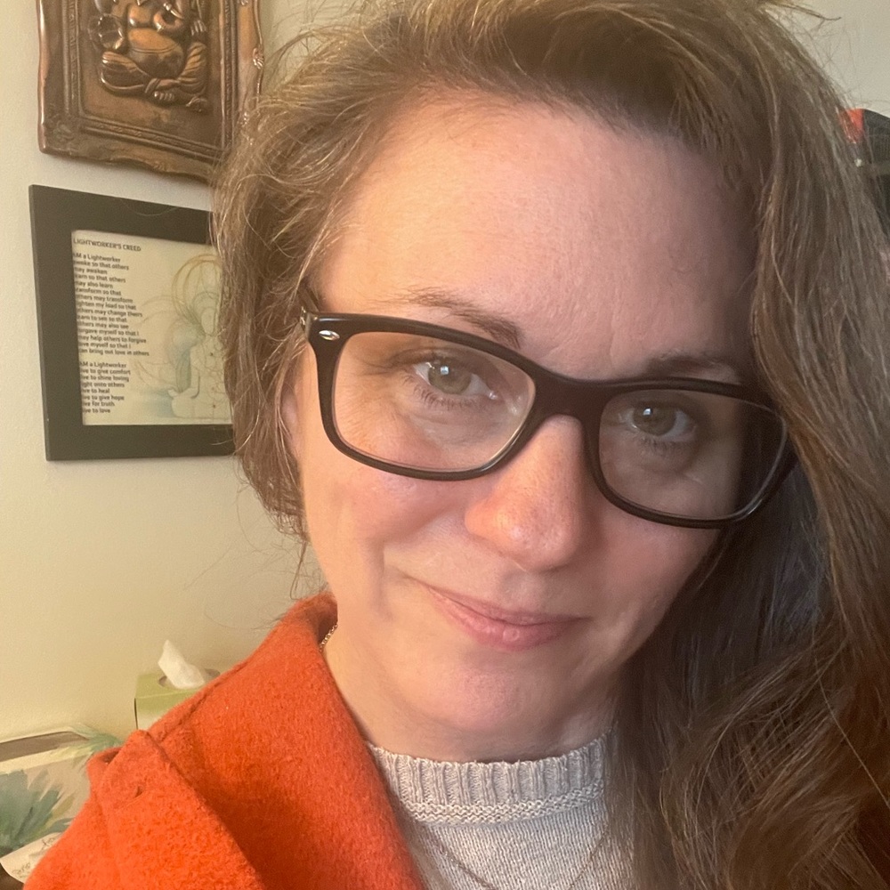 Meet your Posher, Jennifer